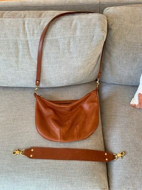 Clare V Moyen Messanger In Brown